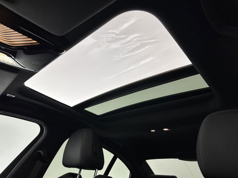 BMW 3-serie 320e Business Edition Plus (INCL.BTW) *PANO | LASER-LIGHT | FULL-LEATHER | ADAPTIVE-CRUISE | CAMERA | SPORT/HEATED-SEATS | DIGI-COCKPIT | KEYLESS | HIFI-SOUND | AMBIENT-LIGHT | DAB+ | NAVI-FULLMAP | 19''ALU*