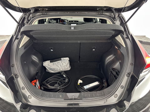 Nissan Leaf 2.ZERO EDITION 40 kWh Aut. *ADAPTIVE-CRUISE | TOP-VIEW | BLIND-SPOT | KEYLESS | DAB+ | LANE-ASSIST | ECC | PDC | COMFORT/HEATED-SEATS | CARPLAY | 17"ALU*
