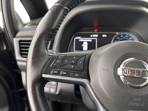 Nissan Leaf 2.ZERO EDITION 40 kWh Aut. *ADAPTIVE-CRUISE | TOP-VIEW | BLIND-SPOT | KEYLESS | DAB+ | LANE-ASSIST | ECC | PDC | COMFORT/HEATED-SEATS | CARPLAY | 17"ALU*