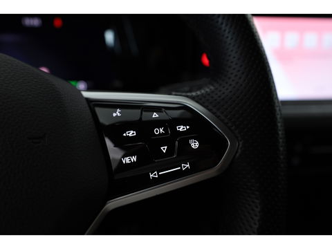 Volkswagen Golf 1.4 eHybrid GTE | Navi | Mistlampen | Apple CarPlay | Stoel- Stuurverw. | IQ. Light |