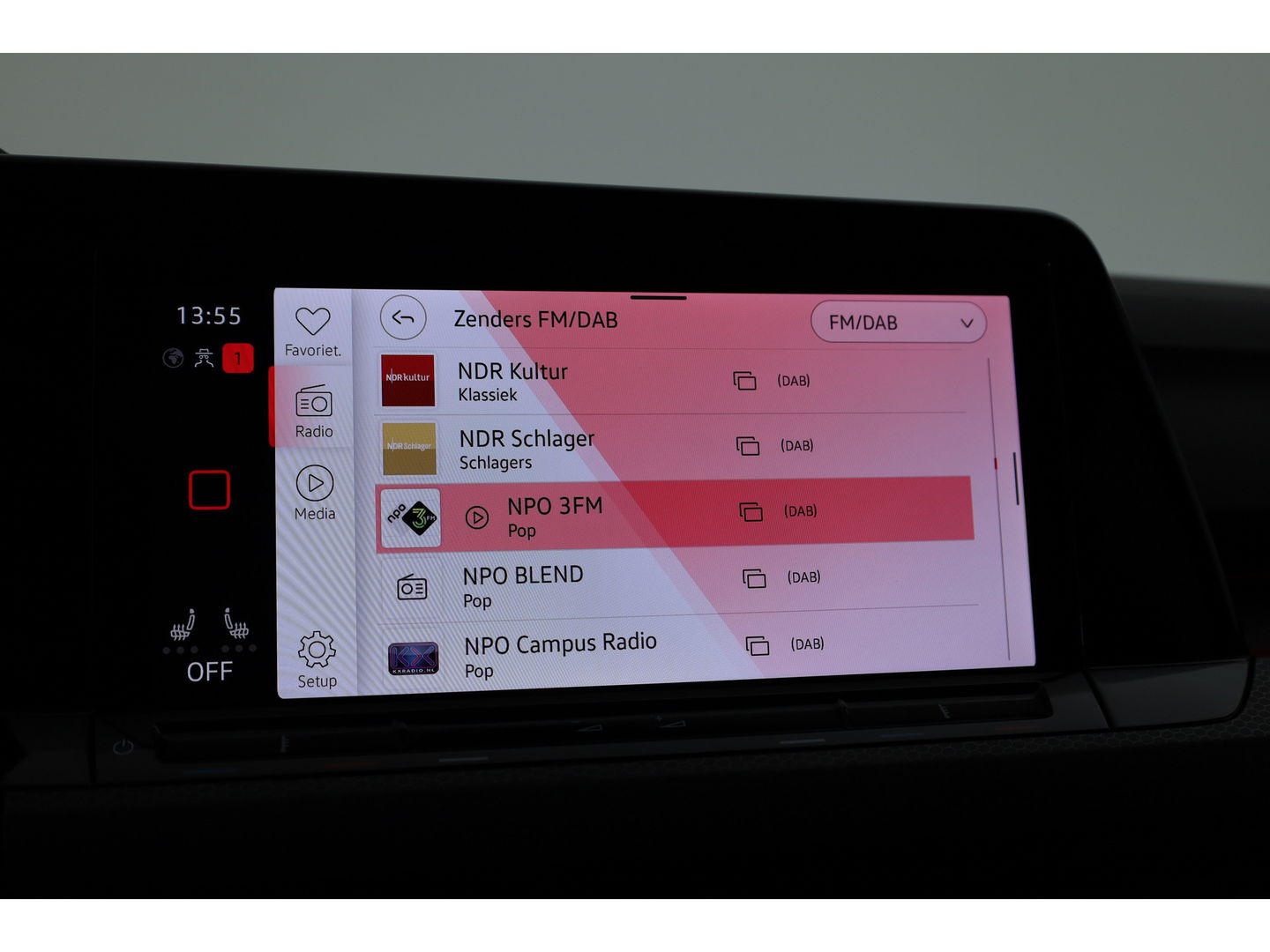 Volkswagen Golf 1.4 eHybrid GTE | Navi | Mistlampen | Apple CarPlay | Stoel- Stuurverw. | IQ. Light |