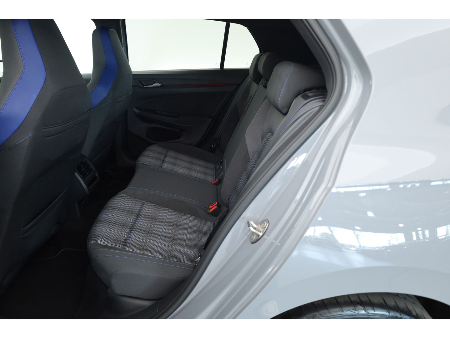 Volkswagen Golf 1.4 eHybrid GTE | Navi | Mistlampen | Apple CarPlay | Stoel- Stuurverw. | IQ. Light |