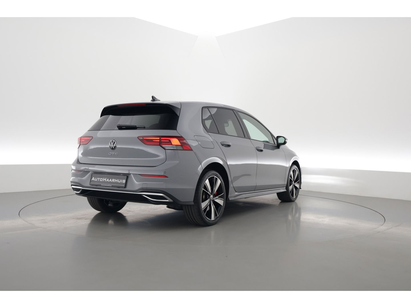 Volkswagen Golf 1.4 eHybrid GTE | Navi | Mistlampen | Apple CarPlay | Stoel- Stuurverw. | IQ. Light |