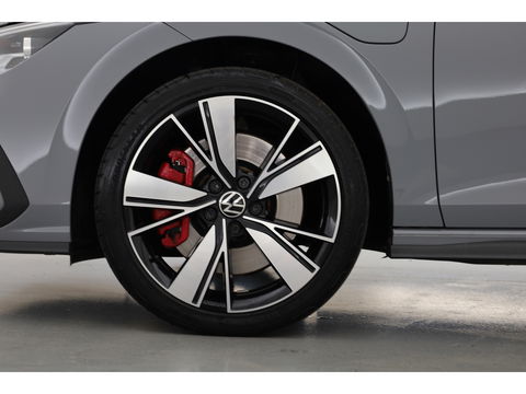 Volkswagen Golf 1.4 eHybrid GTE | Navi | Mistlampen | Apple CarPlay | Stoel- Stuurverw. | IQ. Light |