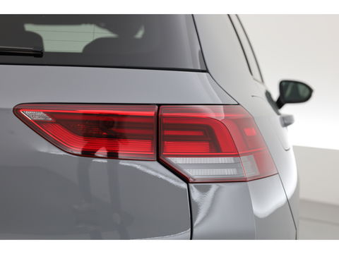 Volkswagen Golf 1.4 eHybrid GTE | Navi | Mistlampen | Apple CarPlay | Stoel- Stuurverw. | IQ. Light |