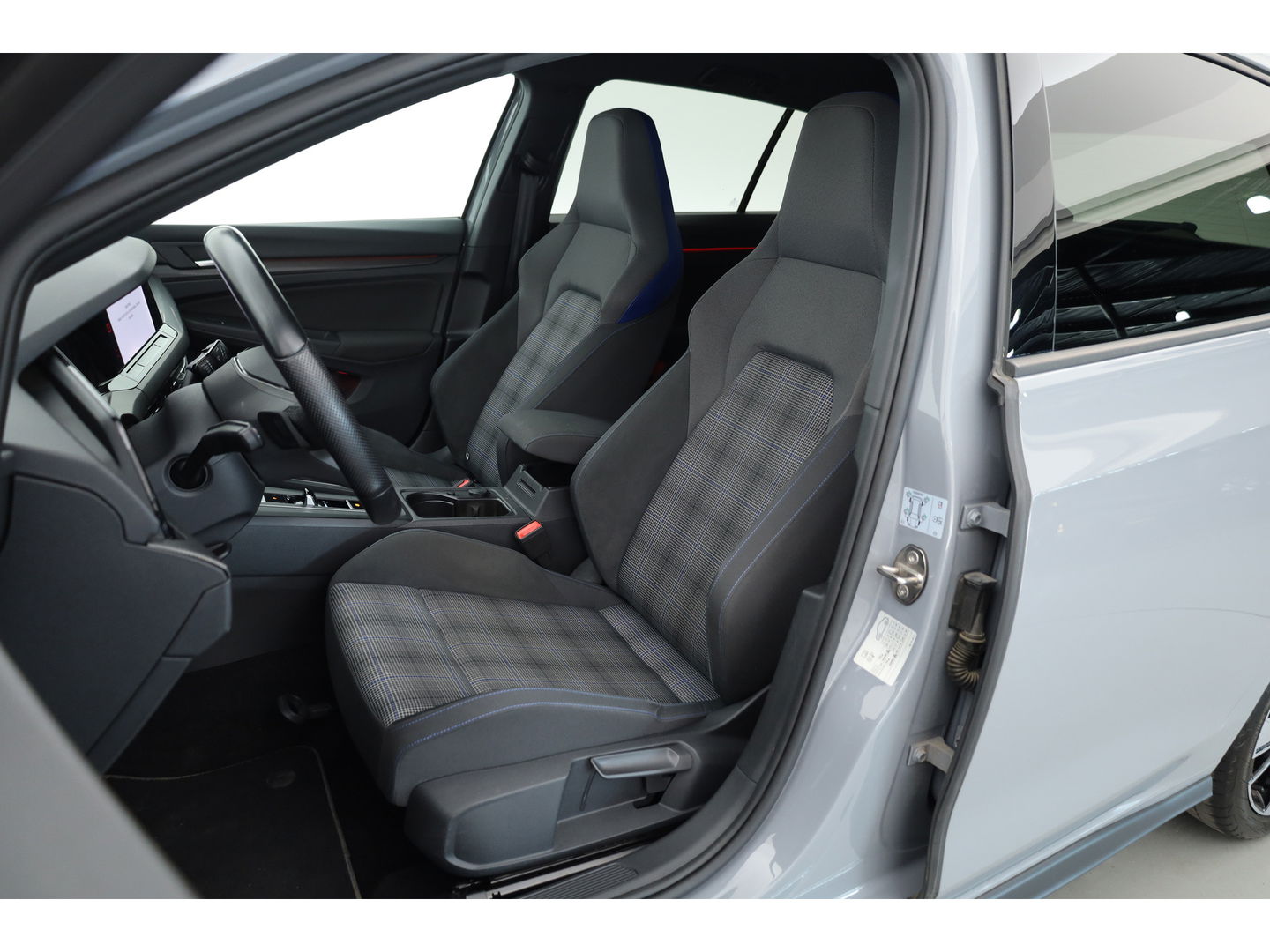 Volkswagen Golf 1.4 eHybrid GTE | Navi | Mistlampen | Apple CarPlay | Stoel- Stuurverw. | IQ. Light |