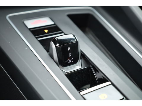 Volkswagen Golf 1.4 eHybrid GTE | Navi | Mistlampen | Apple CarPlay | Stoel- Stuurverw. | IQ. Light |