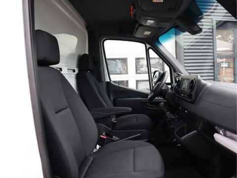 Mercedes-Benz Sprinter CDI Bakwagen - Laadklep - Marge - MBUX - 233 cm HOOG