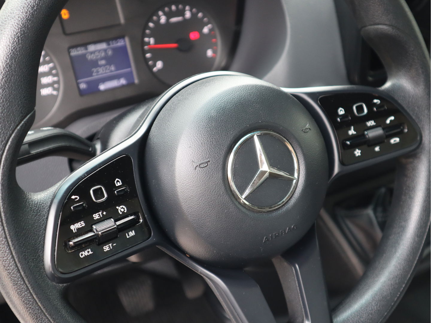 Mercedes-Benz Sprinter CDI Bakwagen - Laadklep - Marge - MBUX - 233 cm HOOG