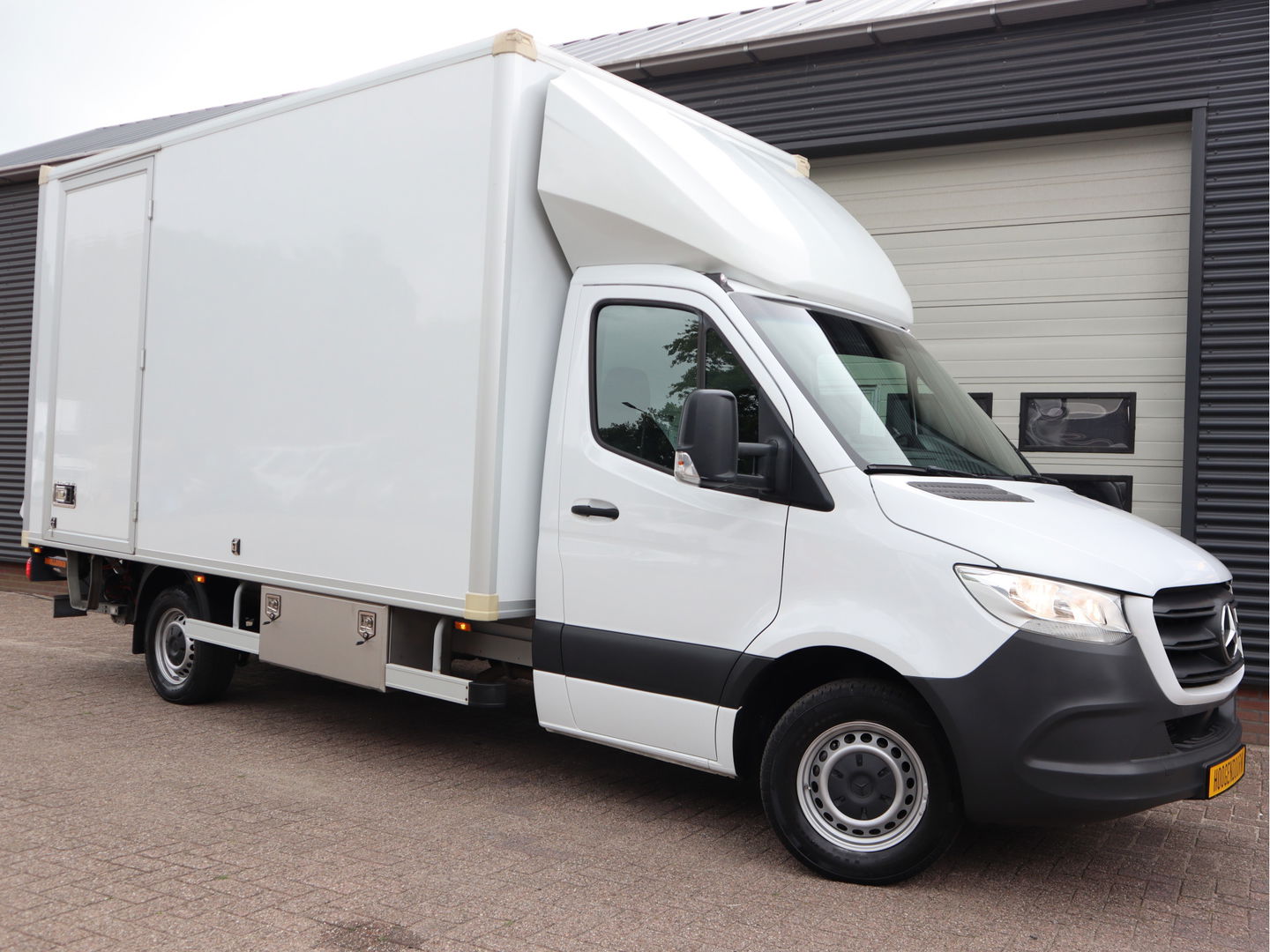 Mercedes-Benz Sprinter CDI Bakwagen - Laadklep - Marge - MBUX - 233 cm HOOG