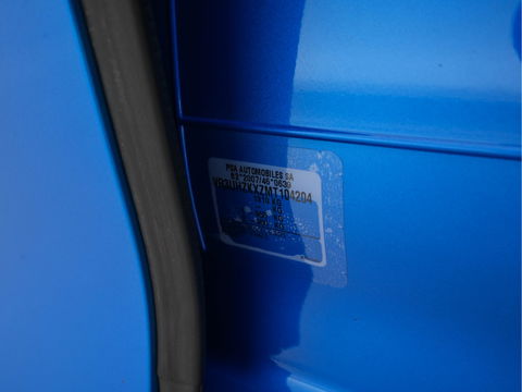 Peugeot e-208 EV GT Pack 50 kWh [ 3-Fase ] (INCL-BTW) *FULL-LED | DIGI-COCKPIT | BLINDSPOT | CAMERA | LEATHER-ALCANTARA | NAVI-FULLMAP | LANE-ASSIST | KEYLESS | DAB | CCS-FASTLOADER | HEATED-SPORTSEATS | AMBIENT-LIGHT | 17"ALU*