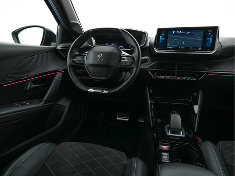 Peugeot e-208 EV GT Pack 50 kWh [ 3-Fase ] (INCL-BTW) *FULL-LED | DIGI-COCKPIT | BLINDSPOT | CAMERA | LEATHER-ALCANTARA | NAVI-FULLMAP | LANE-ASSIST | KEYLESS | DAB | CCS-FASTLOADER | HEATED-SPORTSEATS | AMBIENT-LIGHT | 17"ALU*