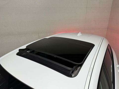 BMW 1 Serie 118i Sport Pano Virtual Carplay Sfeer Cruise NAP