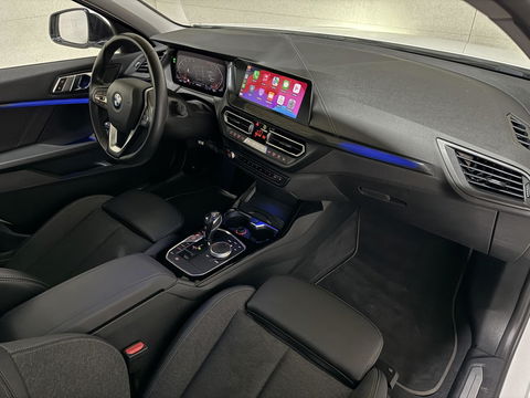 BMW 1 Serie 118i Sport Pano Virtual Carplay Sfeer Cruise NAP