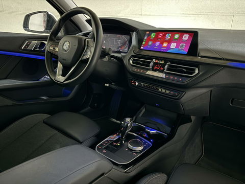 BMW 1 Serie 118i Sport Pano Virtual Carplay Sfeer Cruise NAP