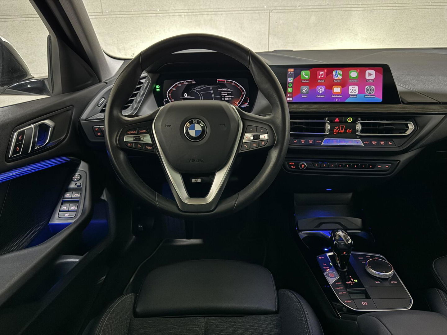 BMW 1 Serie 118i Sport Pano Virtual Carplay Sfeer Cruise NAP