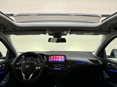 BMW 1 Serie 118i Sport Pano Virtual Carplay Sfeer Cruise NAP