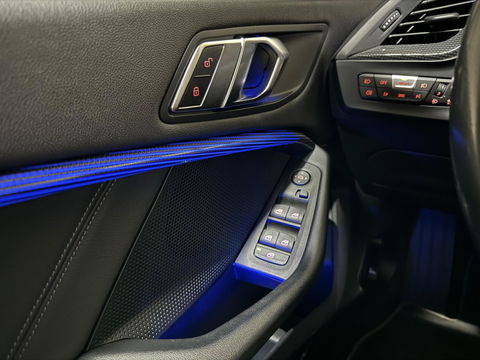 BMW 1 Serie 118i Sport Pano Virtual Carplay Sfeer Cruise NAP