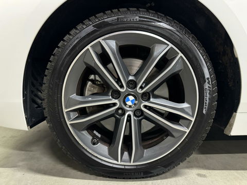 BMW 1 Serie 118i Sport Pano Virtual Carplay Sfeer Cruise NAP