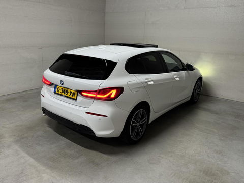 BMW 1 Serie 118i Sport Pano Virtual Carplay Sfeer Cruise NAP