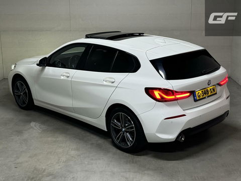 BMW 1 Serie 118i Sport Pano Virtual Carplay Sfeer Cruise NAP