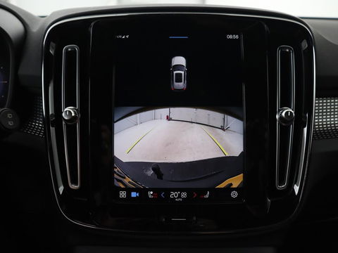 Volvo XC40 P8 AWD R-Design | Leder | Stoel & stuurverwarming | Trekhaak | Camera | Memory | Adaptive cruise | Navigatie | Carplay