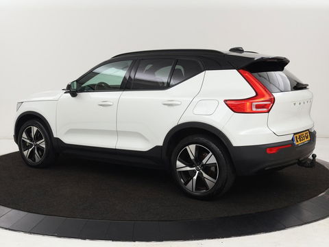 Volvo XC40 P8 AWD R-Design | Leder | Stoel & stuurverwarming | Trekhaak | Camera | Memory | Adaptive cruise | Navigatie | Carplay
