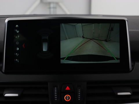 BMW 2 Serie Gran Tourer 218i M Sport 7-persoons | Panoramadak | Leder | Stoelverwarming | Trekhaak | Camera | Full LED | Sportstoelen | Navigatie | Park Assist