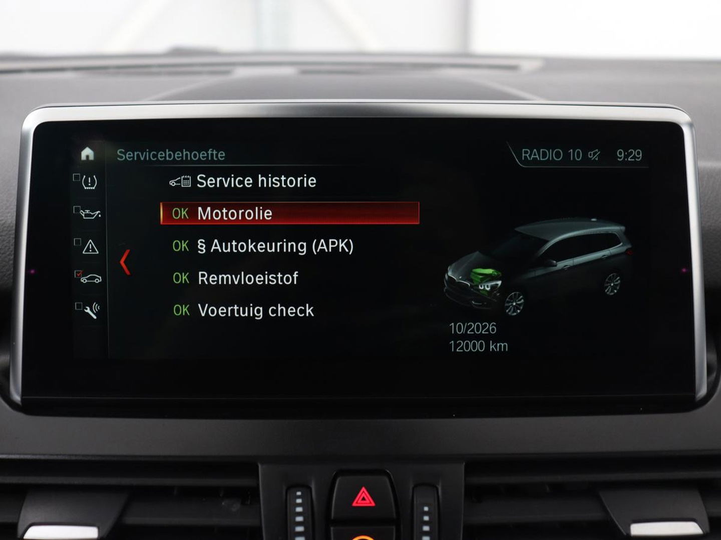 BMW 2 Serie Gran Tourer 218i M Sport 7-persoons | Panoramadak | Leder | Stoelverwarming | Trekhaak | Camera | Full LED | Sportstoelen | Navigatie | Park Assist