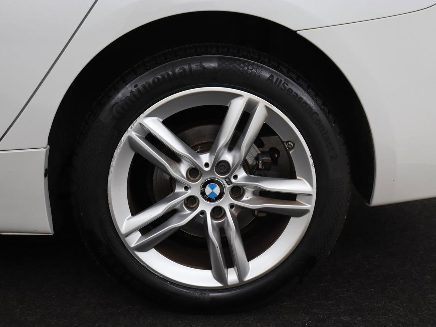 BMW 2 Serie Gran Tourer 218i M Sport 7-persoons | Panoramadak | Leder | Stoelverwarming | Trekhaak | Camera | Full LED | Sportstoelen | Navigatie | Park Assist