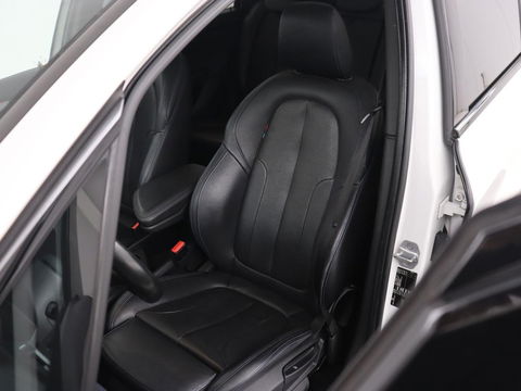 BMW 2 Serie Gran Tourer 218i M Sport 7-persoons | Panoramadak | Leder | Stoelverwarming | Trekhaak | Camera | Full LED | Sportstoelen | Navigatie | Park Assist