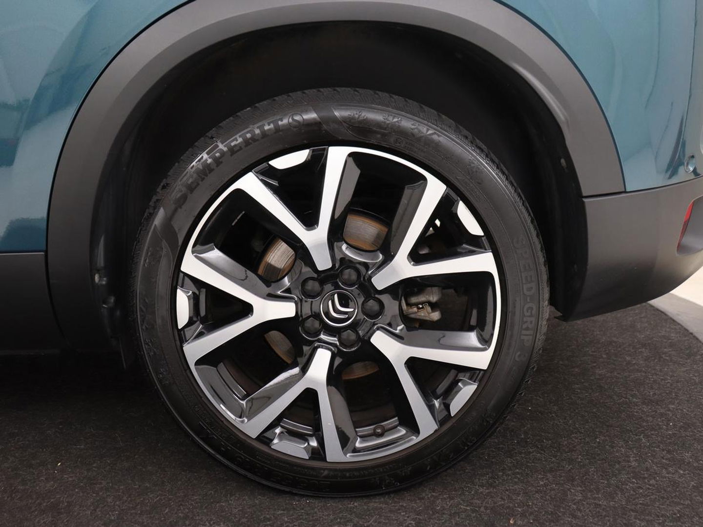 Citroën C5 Aircross 1.6 Plug In Hybrid 180 Feel | Stoelverwarming | Adaptive cruise | 360 Camera | Carplay | Navigatie | Full LED | Digital Cockpit