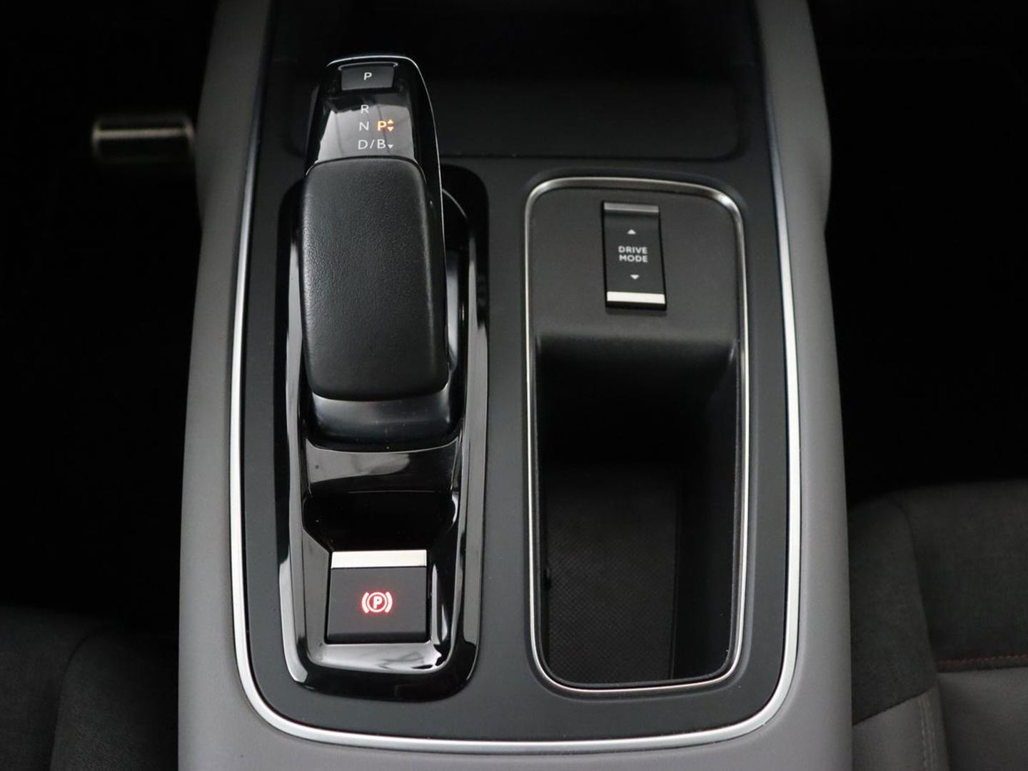 Citroën C5 Aircross 1.6 Plug In Hybrid 180 Feel | Stoelverwarming | Adaptive cruise | 360 Camera | Carplay | Navigatie | Full LED | Digital Cockpit