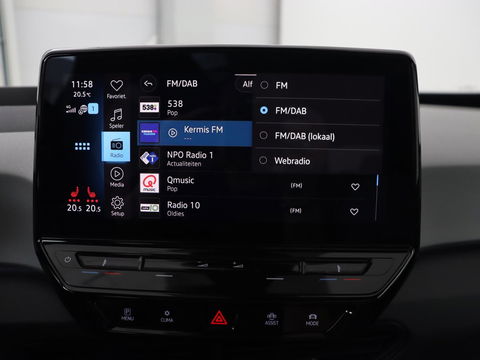 Volkswagen ID.3 First Max 58 kWh | Panoramadak | Head-Up | Stoel & stuurverwarming | Adaptive cruise | Camera | Massage | Elektrische stoelen | Sfeerverlichting | Carplay | Matrix LED