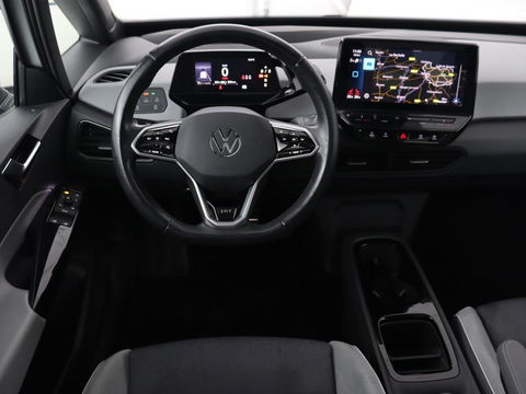 Volkswagen ID.3 First Max 58 kWh | Panoramadak | Head-Up | Stoel & stuurverwarming | Adaptive cruise | Camera | Massage | Elektrische stoelen | Sfeerverlichting | Carplay | Matrix LED
