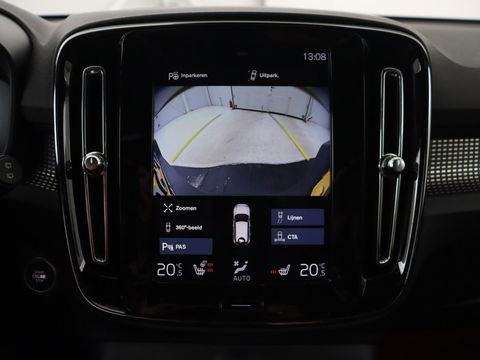 Volvo XC40 2.0 T5 AWD R-Design Intro Edition | Panoramadak | Stoel & stuurverwarming | 360 Camera | Leder/Alcantara | Navigatie | Harman/Kardon | Keyless | Full LED
