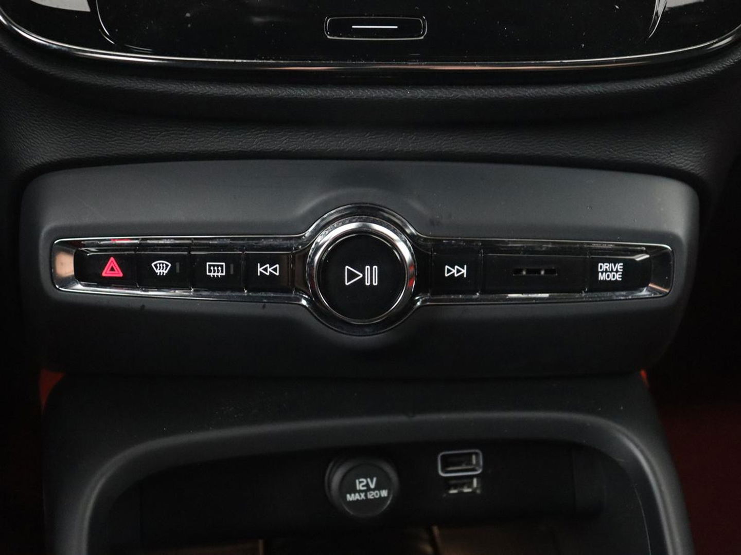 Volvo XC40 2.0 T5 AWD R-Design Intro Edition | Panoramadak | Stoel & stuurverwarming | 360 Camera | Leder/Alcantara | Navigatie | Harman/Kardon | Keyless | Full LED