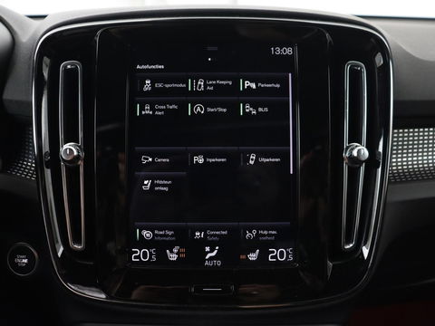 Volvo XC40 2.0 T5 AWD R-Design Intro Edition | Panoramadak | Stoel & stuurverwarming | 360 Camera | Leder/Alcantara | Navigatie | Harman/Kardon | Keyless | Full LED