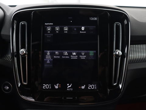 Volvo XC40 2.0 T5 AWD R-Design Intro Edition | Panoramadak | Stoel & stuurverwarming | 360 Camera | Leder/Alcantara | Navigatie | Harman/Kardon | Keyless | Full LED