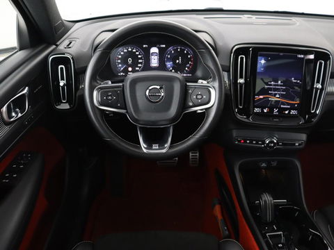 Volvo XC40 2.0 T5 AWD R-Design Intro Edition | Panoramadak | Stoel & stuurverwarming | 360 Camera | Leder/Alcantara | Navigatie | Harman/Kardon | Keyless | Full LED