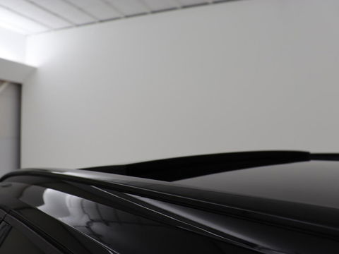 Volvo XC40 2.0 T5 AWD R-Design Intro Edition | Panoramadak | Stoel & stuurverwarming | 360 Camera | Leder/Alcantara | Navigatie | Harman/Kardon | Keyless | Full LED