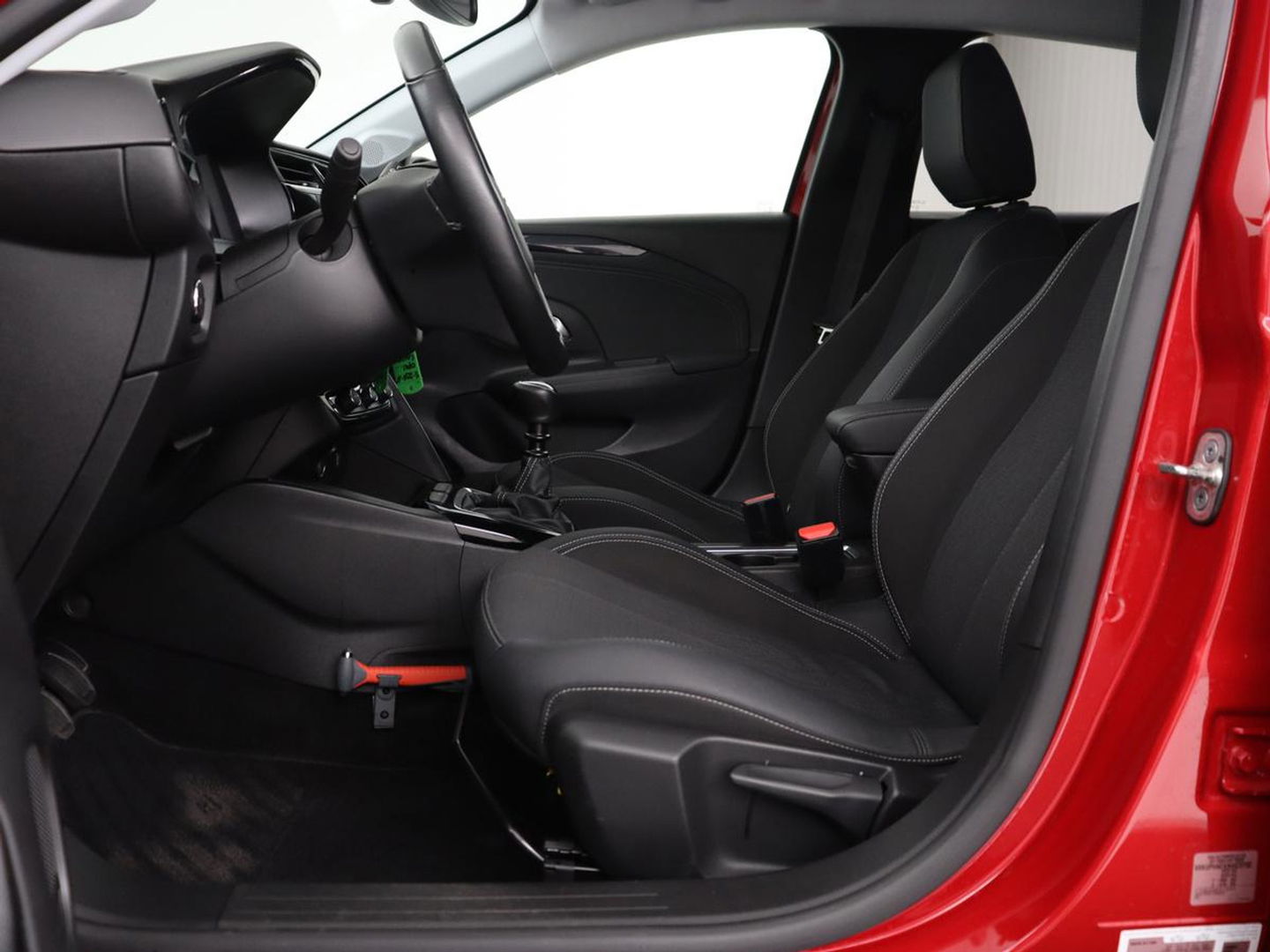 Opel Corsa 1.2 Level 3 | Stoel & stuurverwarming | Camera | Climate control | Full LED | Dodehoek detectie | Cruise control