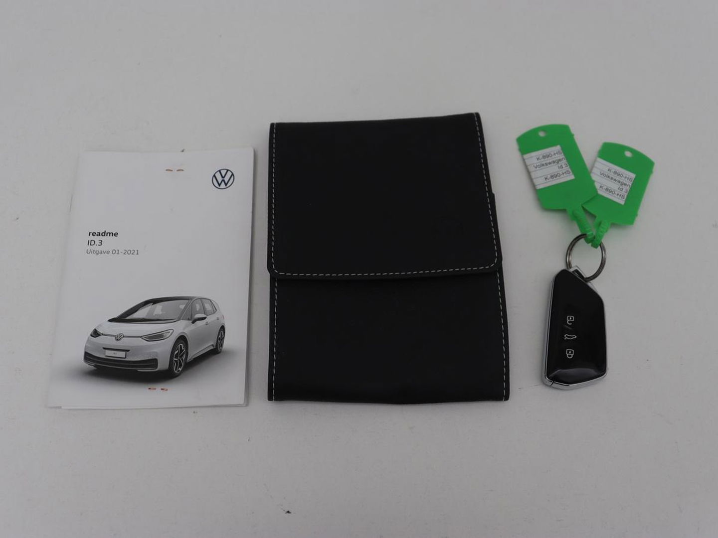 Volkswagen ID.3 Life 58 kWh | Stoel & Stuurverwarming | Adaptive cruise | Carplay | Navigatie | PDC | Climate control | Sfeerverlichting