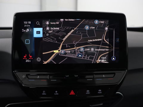 Volkswagen ID.3 Life 58 kWh | Stoel & Stuurverwarming | Adaptive cruise | Carplay | Navigatie | PDC | Climate control | Sfeerverlichting