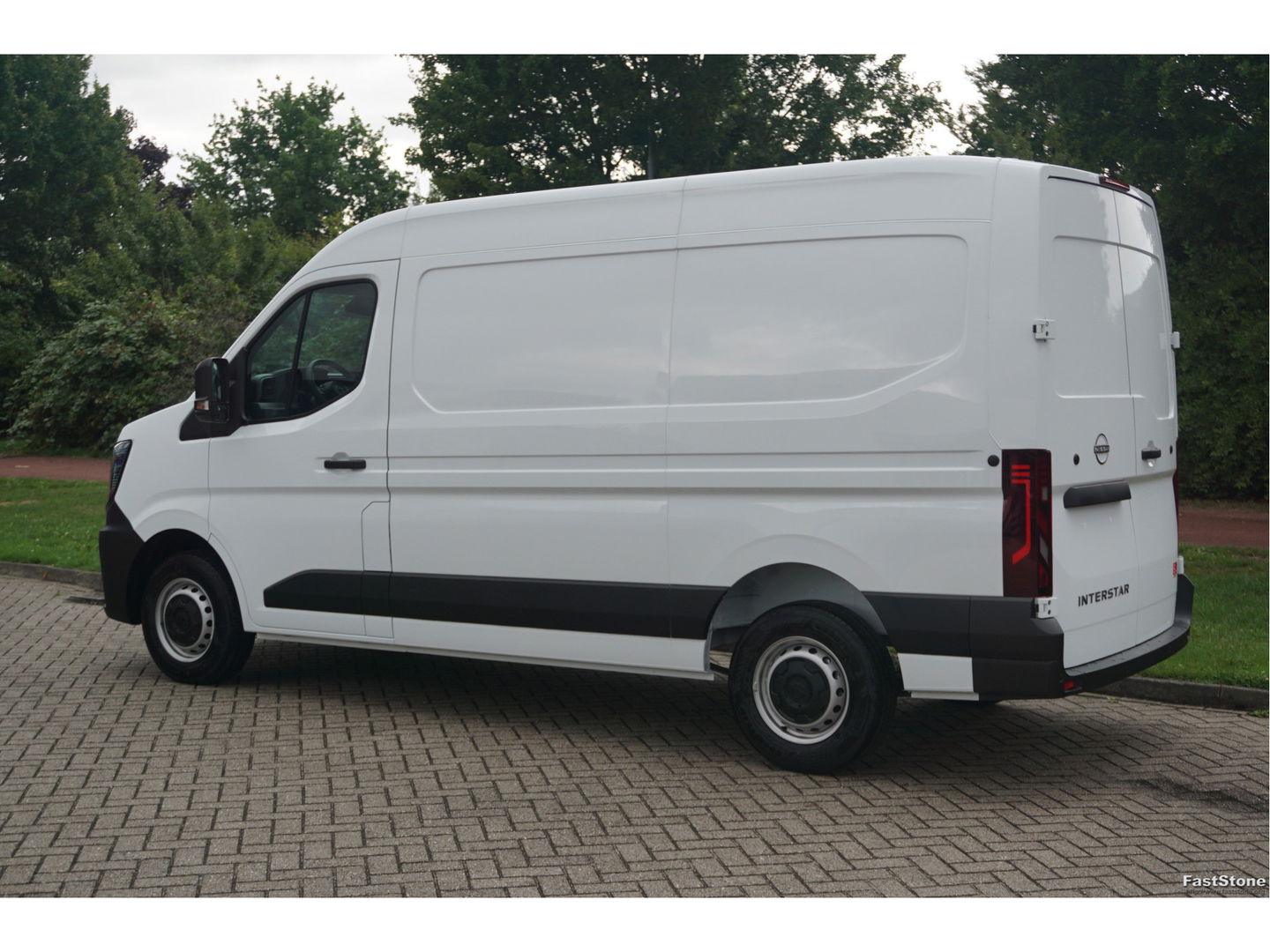 Nissan Interstar 3.5T 130PK N-Connecta L2H2 BPM VRIJ!! 10" R-Link Apple CP/ Android A, Cruise!! NR. 418