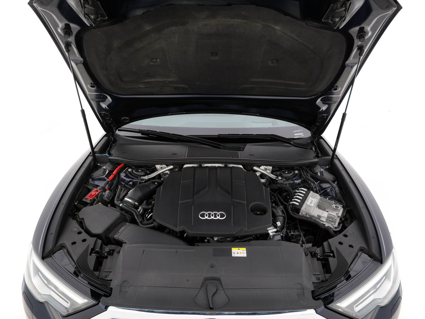 Audi A6 Avant 45 TDI quattro Business edition Aut. *HEAD-UP | LEATHER-ALCANTARA | BANG&OLUFSEN | ADAPTIVE-CRUISE | BLIND-SPOT | TOP-VIEW | MEMORY-PACK | SPORT/HEATED-SEATS | KEYLESS | DIGI-COCKPIT | AMBIENT-LIGHT | DAB+ | TOWBAR | 19''AL