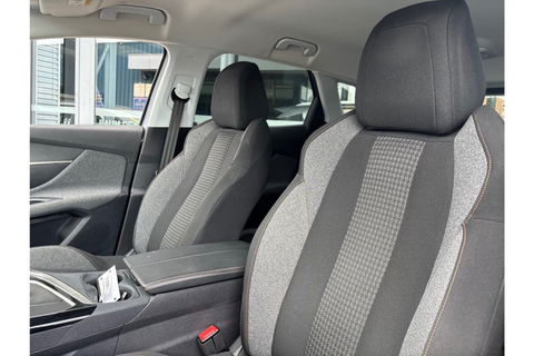 Peugeot 3008 1.2 PURETECH ACTIVE 130PK NAVI PDC-CAMERA LMV VIRTUAL