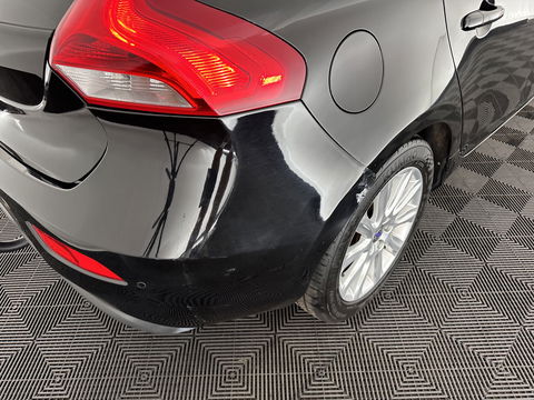 Volvo V40 1.6 D2 Summum *FULL-LEATHER | XENON | NAVI-FULLMAP | CAMERA | COMFORT/HEATED-SEATS | 17''ALU | TOWBAR*