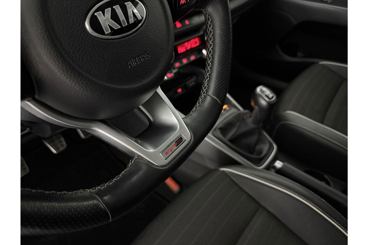 Kia Rio 1.0 T-GDi MHEV GT-Line Camera Carplay LED Clima Cruise 17"LMV PDC