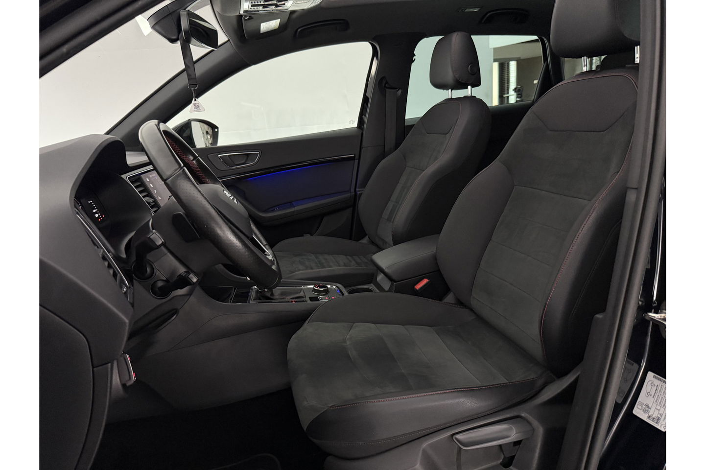 SEAT Ateca 1.5 TSI FR 150PK 360 Camera Pano LED Virtual Trekhaak Sfeer Navi Clima Cruise Carplay 18"LMV